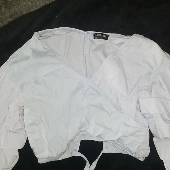 Cute light blue fashion nova top - Picture 3 of 3